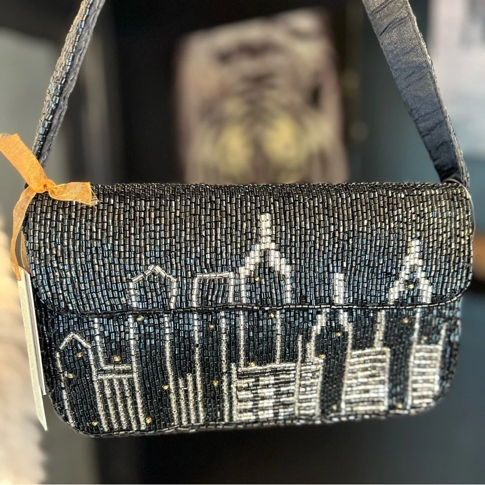 ❤️🖤Made in India, VIRAL City Skyline Beaded Bag🖤❤️NWT
